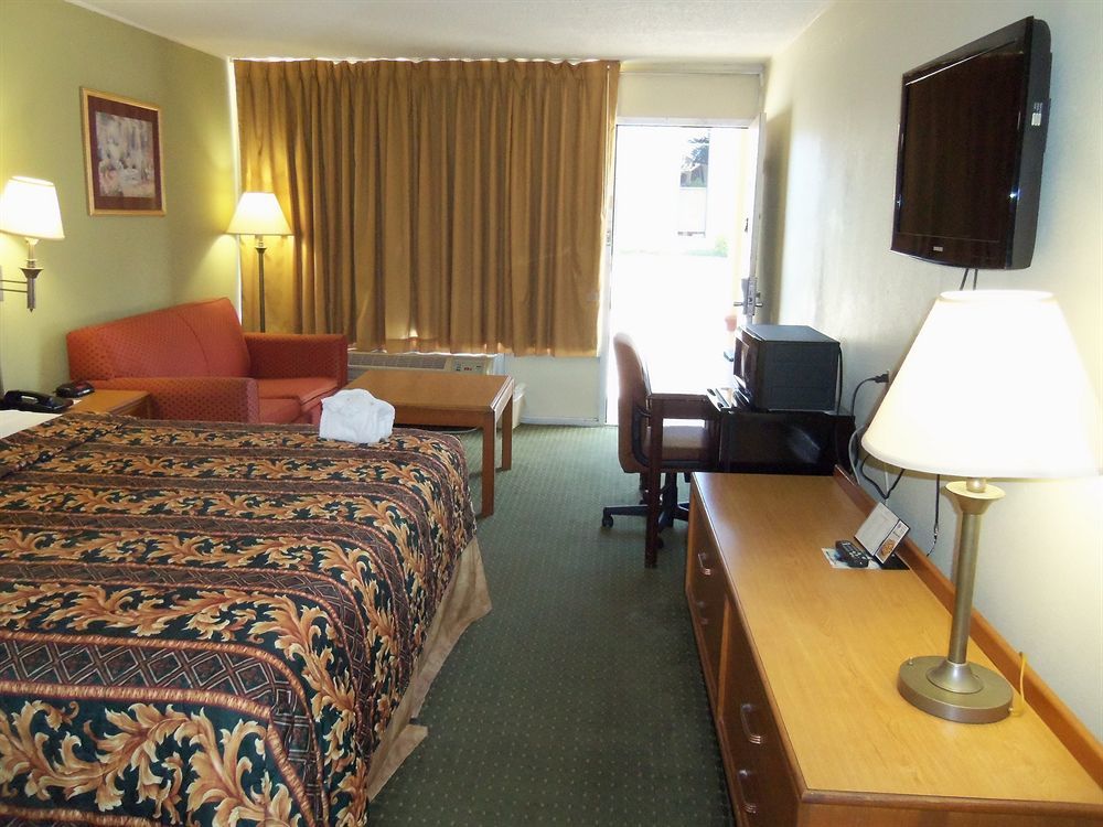 Discovery Inn Lafayette Εξωτερικό φωτογραφία