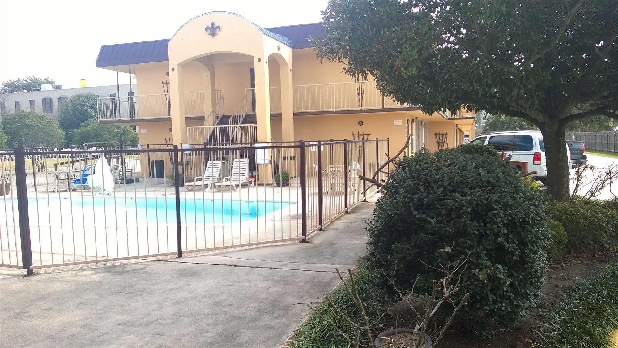 Discovery Inn Lafayette Εξωτερικό φωτογραφία