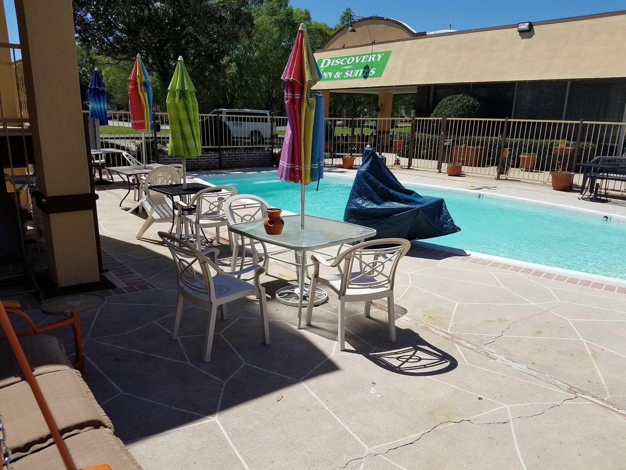 Discovery Inn Lafayette Εξωτερικό φωτογραφία